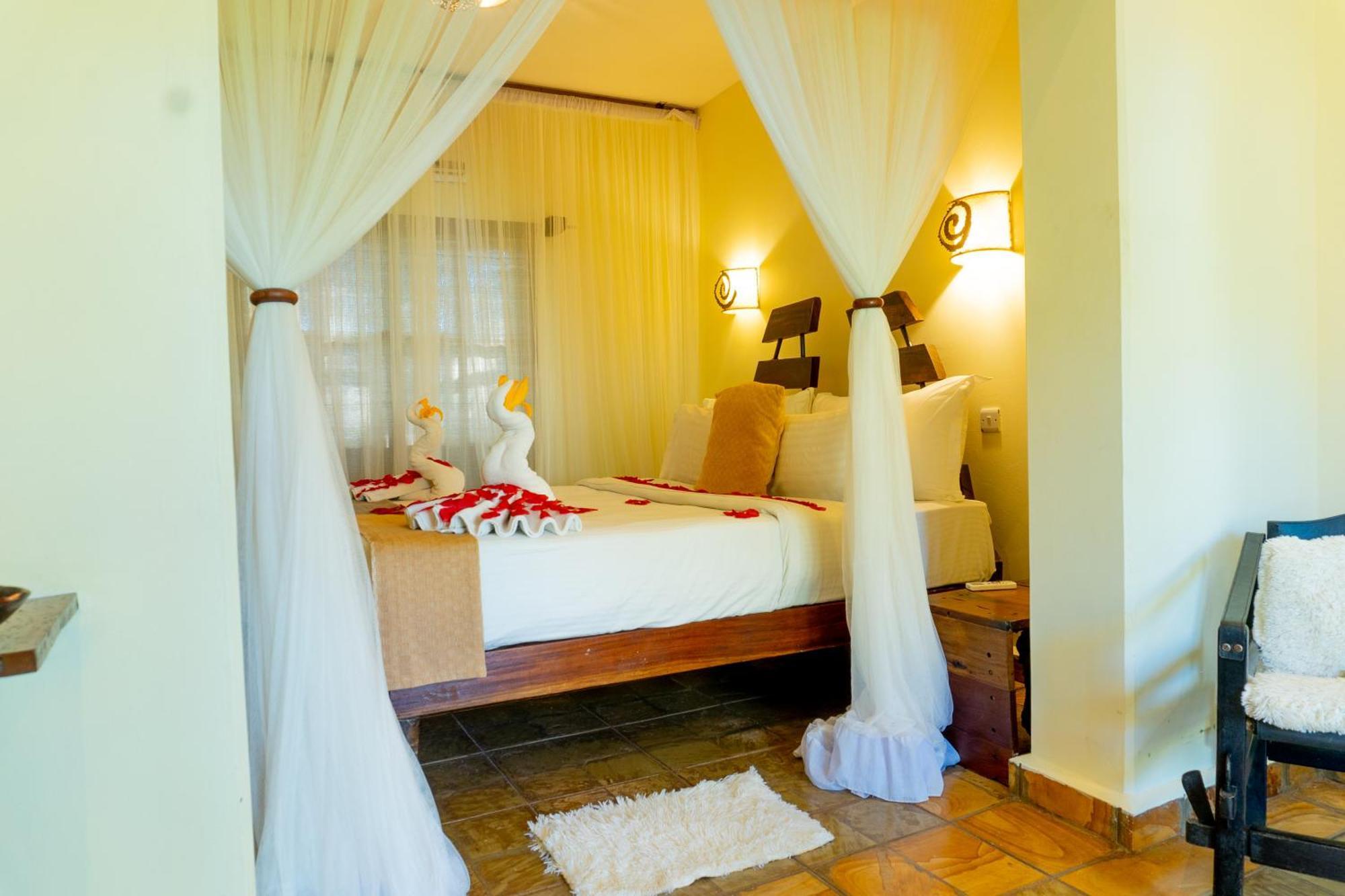 Weru Weru River Lodge Moshi Exterior foto